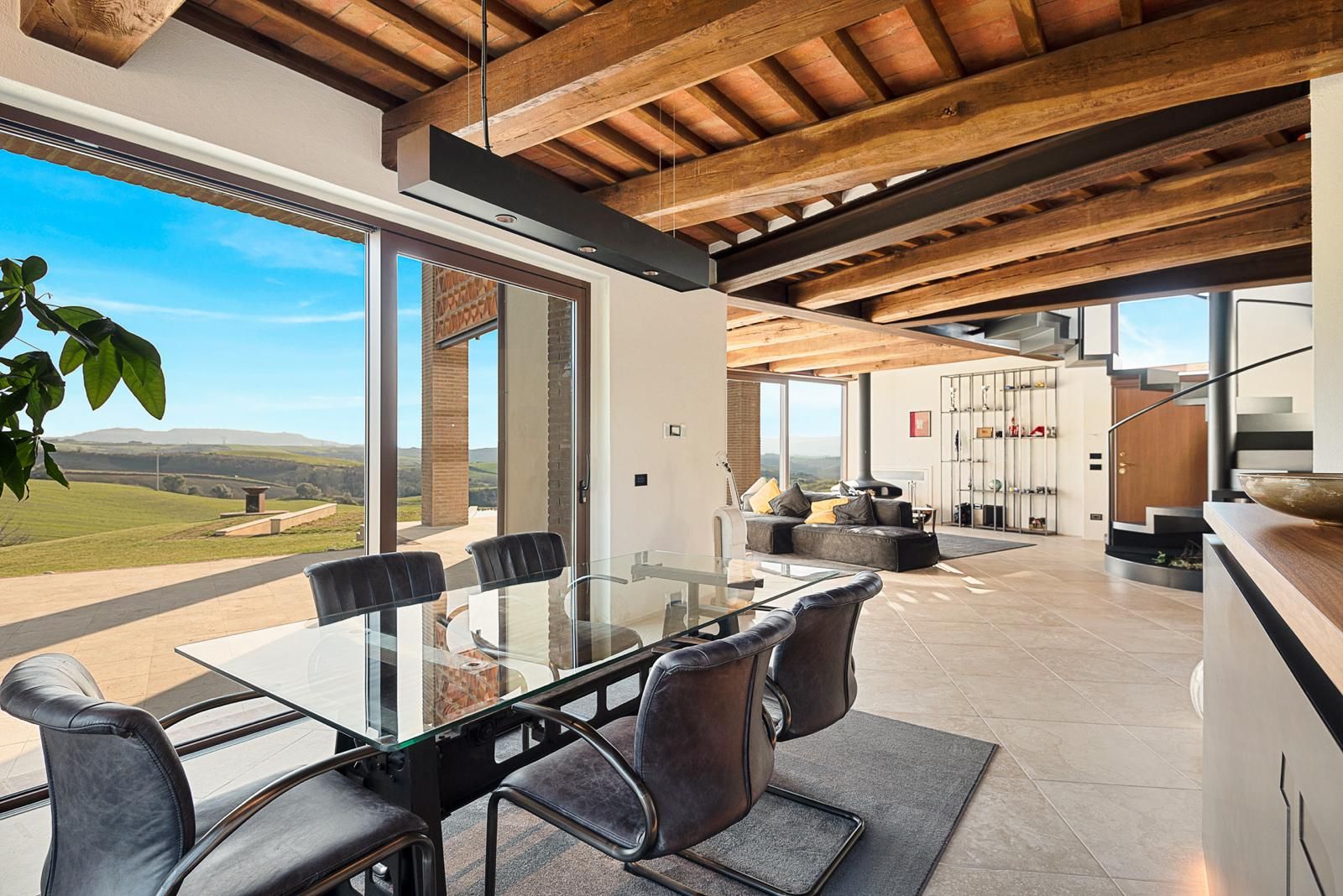 Villa di Design con Piscina Infinity — 4 di 5
