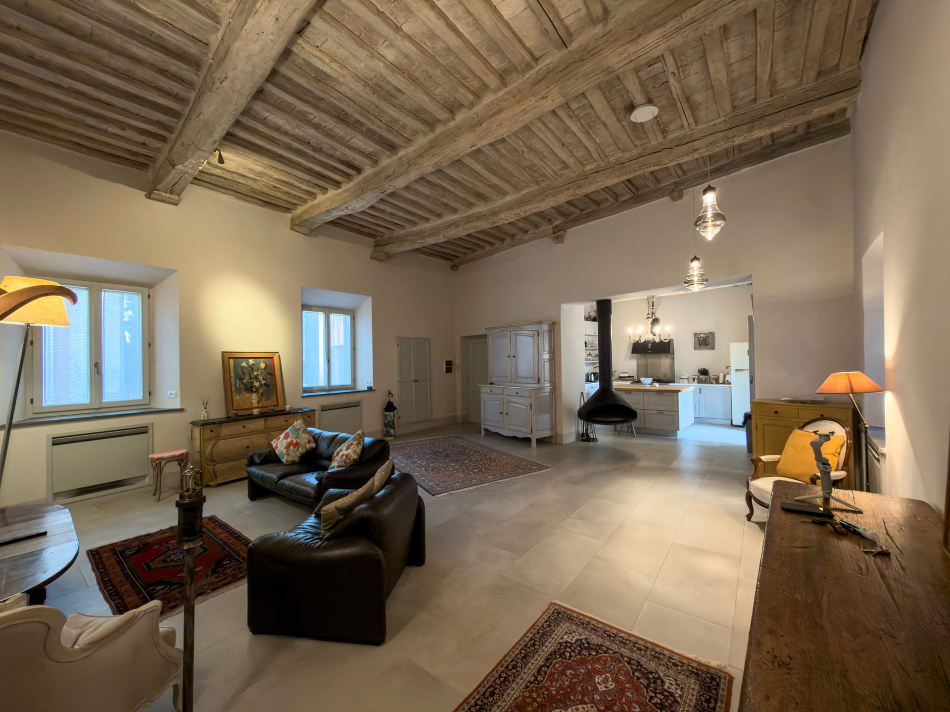 Duplex ristrutturato nel centro storico — 1 di 5